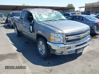 2013 Chevrolet Silverado 1500 LT с VIN 3GCPCSE00DG182830, выставлен на аукционе IAAI как лот 42976637 с пробегом 145 716 миль миль и . История ставок и продаж доступна на DreamBid. Изображение 1.