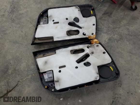 ✅ 2002 Hyundai Elantra GLS • VIN: KMHDN45D62U409231 • Лот: 90323805. Опубликован ранее на Copart с пробегом 176 036 миль. Бесплатный доступ к архиву аукционных продаж из США и подробный отчёт об истории автомобиля на DreamBid. Изображение 12.