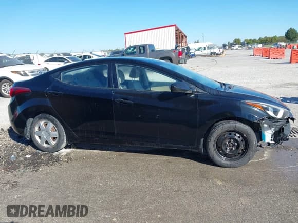 ✅ 2016 Hyundai Elantra SE • VIN: KMHDH4AEXGU502850 • Lot: 43410354. Listed on IAAI with 60,565 mi. Free auction sales archive from the USA and detailed vehicle history report at DreamBid. Image 13.