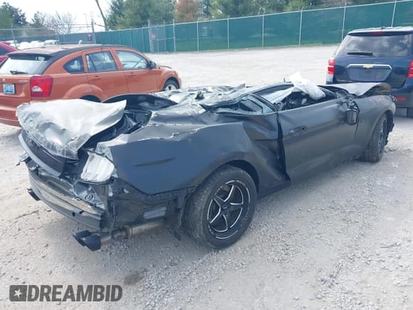 ✅ 2020 Ford Mustang GT • VIN: 1FA6P8CF1L5150040 • Lot: 41902187. Listed on IAAI with 153 mi. Free auction sales archive from the USA and detailed vehicle history report at DreamBid. Image 4.