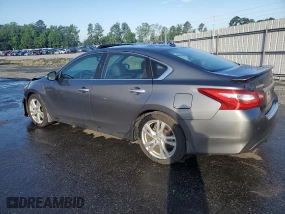 ✅ 2016 Nissan Altima SL • VIN: 1N4BL3AP6GC181018 • Lot: 57771945. Listed on Copart with 177,657 mi. Free auction sales archive from the USA and detailed vehicle history report at DreamBid. Image 2.
