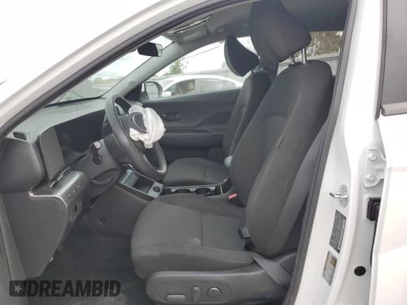 2024 Hyundai Kona SEL with VIN KM8HCCAB4RU153929, listed as a Copart auction lot 75693894 with 3,845 mi miles and Salvage title. Bid and sale history available at DreamBid. Image 7.