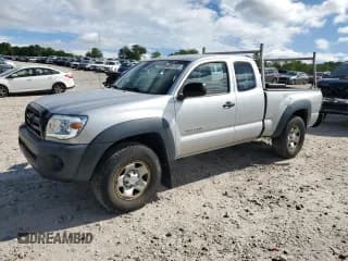 ✅ 2011 Toyota Tacoma • VIN: 5TFUU4EN3BX020464 • Lot: 63857085. Listed on Copart with 227,912 mi. Free auction sales archive from the USA and detailed vehicle history report at DreamBid. Image 1.
