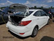 ✅ 2014 Hyundai Accent GLS • VIN: KMHCT4AE4EU753483 • Lot: 67788034. Wystawiony na Copart z przebiegiem 105 811 mil. Bezpłatny archiwum sprzedaży aukcyjnych z USA i szczegółowy raport historii pojazdu na DreamBid. Zdjęcie 3.
