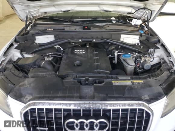 ✅ 2015 Audi Q5 Premium Plus • VIN: WA1LFAFP8FA055668 • Lot: 93051015. Listed on Copart with 150,933 mi. Free auction sales archive from the USA and detailed vehicle history report at DreamBid. Image 12.