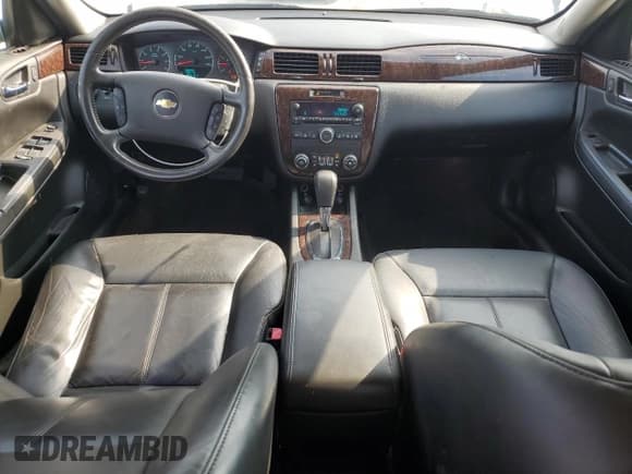 ✅ 2014 Chevrolet Impala LTZ • VIN: 2G1WC5E36E1151835 • Lot: 81037395. Listed on Copart with 149,301 mi. Free auction sales archive from the USA and detailed vehicle history report at DreamBid. Image 8.