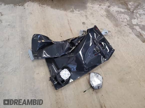 2022 Toyota Prius LE с VIN JTDL9MFU2N3036864, выставлен на аукционе Copart как лот 84032345 с пробегом 101 984 миль миль и Списание • Salvage title. История ставок и продаж доступна на DreamBid. Изображение 12.