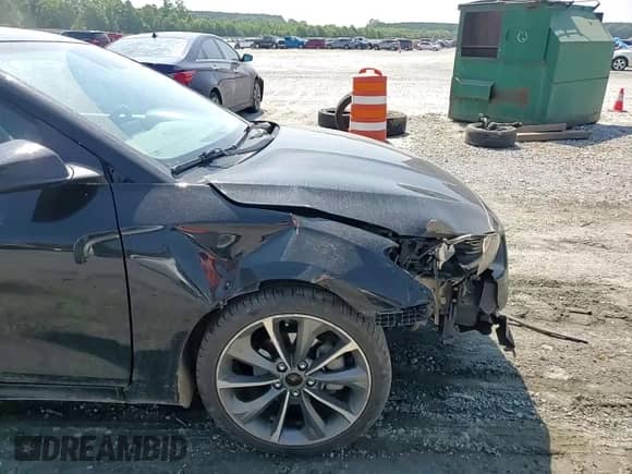 2020 Hyundai Veloster Premium с VIN KMHTG6AF8LU021704, выставлен на аукционе Copart как лот 61575535 с пробегом 80 451 миль миль и Списание • Salvage title. История ставок и продаж доступна на DreamBid. Изображение 13.