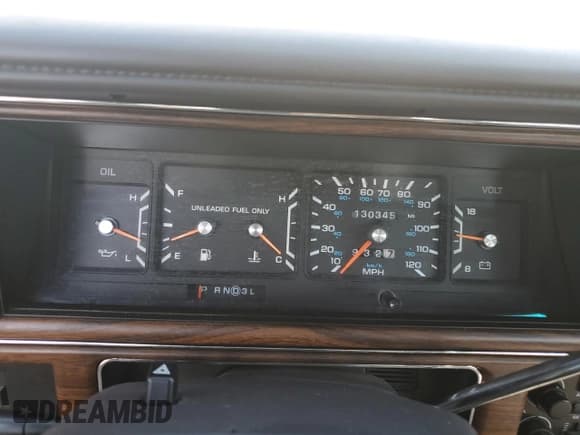 ✅ 1993 Dodge Dynasty LE • VIN: 1B3XC56R4PD186204 • Lot: 84626705. Listed on Copart with 130,345 mi. Free auction sales archive from the USA and detailed vehicle history report at DreamBid. Image 9.