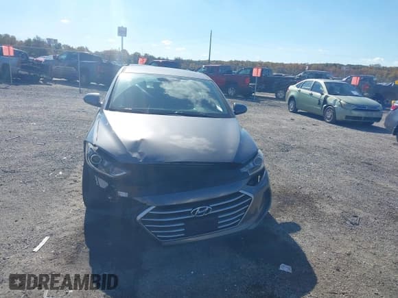 ✅ 2018 Hyundai Elantra SEL • VIN: 5NPD84LF7JH334144 • Lot: 43521235. Listed on IAAI with 100,952 mi. Free auction sales archive from the USA and detailed vehicle history report at DreamBid. Image 12.