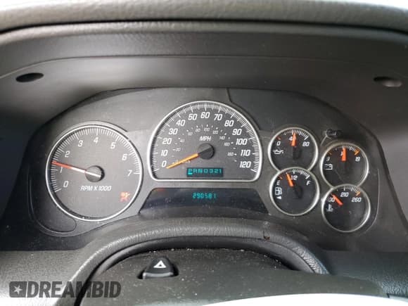 ✅ 2004 GMC Envoy SLE • VIN: 1GKDT13S642392170 • Lot: 66262015. Listed on Copart with 290,581 mi. Free auction sales archive from the USA and detailed vehicle history report at DreamBid. Image 9.