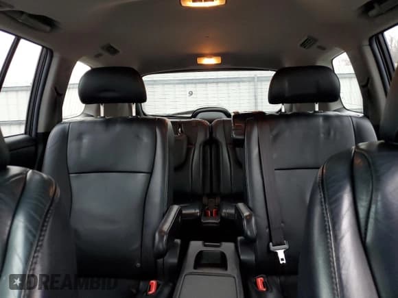 ✅ 2012 Toyota Highlander • VIN: 5TDBK3EH7CS170988 • Lot: 93801065. Wystawiony na Copart z przebiegiem 223 708 mil. Bezpłatny archiwum sprzedaży aukcyjnych z USA i szczegółowy raport historii pojazdu na DreamBid. Zdjęcie 10.