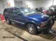 2001 Chevrolet Blazer LT with VIN 1GNDT13W912134288, listed as a Copart auction lot 87112824 with 152,925 mi miles and Salvage title. Bid and sale history available at DreamBid. Image 4.