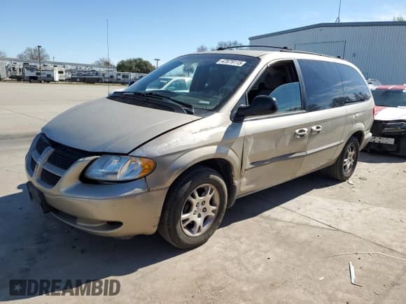 2002 Dodge Caravan EX с VIN 2B8GP74L92R615402, выставлен на аукционе Copart как лот 47079115 с пробегом 158 723 миль миль и Списание • Salvage title. История ставок и продаж доступна на DreamBid. Изображение 1.
