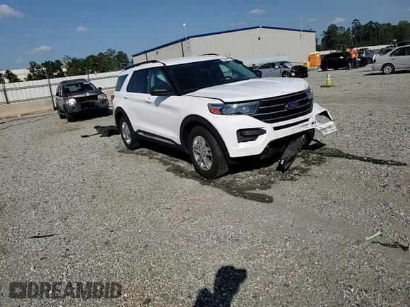 ✅ 2021 Ford Explorer XLT • VIN: 1FMSK7DH4MGB67031 • Lot: 81466775. Wystawiony na Copart z przebiegiem 83 963 mil. Bezpłatny archiwum sprzedaży aukcyjnych z USA i szczegółowy raport historii pojazdu na DreamBid. Zdjęcie 14.
