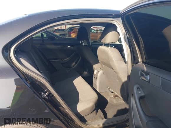 ✅ 2014 Volkswagen Jetta S • VIN: 3VW2K7AJ9EM396787 • Лот: 43606530. Опубликован ранее на IAAI с пробегом 67 523 миль. Бесплатный доступ к архиву аукционных продаж из США и подробный отчёт об истории автомобиля на DreamBid. Изображение 8.