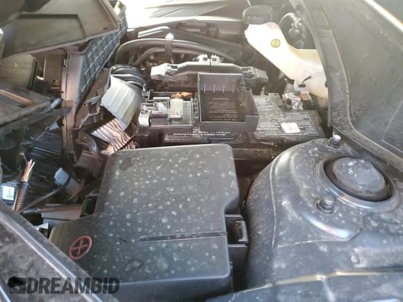 ✅ 2025 Kia Sorento LX • VIN: 5XYRG4JC6SG393194 • Lot: 84732285. Listed on Copart with 9,520 mi. Free auction sales archive from the USA and detailed vehicle history report at DreamBid. Image 12.