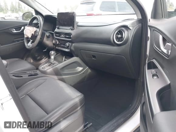 ✅ 2023 Hyundai Kona Limited • VIN: KM8K5CA32PU966756 • Lot: 43518131. Listed on IAAI with 34,961 mi. Free auction sales archive from the USA and detailed vehicle history report at DreamBid. Image 5.