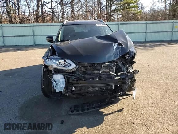 ✅ 2017 Nissan Rogue SV • VIN: JN8AT2MV9HW005272 • Lot: 92781035. Wystawiony na Copart z przebiegiem 87 649 mil. Bezpłatny archiwum sprzedaży aukcyjnych z USA i szczegółowy raport historii pojazdu na DreamBid. Zdjęcie 14.