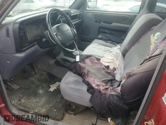 ✅ 1997 Dodge 1500 • VIN: 3B7HF13Z2VG799283 • Лот: 92507025. Опубликован ранее на Copart с пробегом 86 423 миль. Бесплатный доступ к архиву аукционных продаж из США и подробный отчёт об истории автомобиля на DreamBid. Изображение 7.