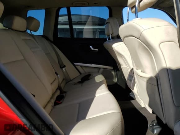 ✅ 2014 Mercedes-Benz GLK 350 • VIN: WDCGG5HBXEG333053 • Lot: 87075295. Listed on Copart with Not provided. Free auction sales archive from the USA and detailed vehicle history report at DreamBid. Image 11.