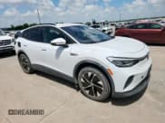 ✅ 2021 Volkswagen ID.4 Pro • VIN: WVGJNPE27MP057779 • Lot: 62056025. Wystawiony na Copart z przebiegiem 10 993 mil. Bezpłatny archiwum sprzedaży aukcyjnych z USA i szczegółowy raport historii pojazdu na DreamBid. Zdjęcie 4.