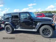 ✅ 2018 Jeep Wrangler Unlimited Sahara • VIN: 1C4HJXEN3JW328928 • Lot: 43265090. Listed on IAAI with 94,110 mi. Free auction sales archive from the USA and detailed vehicle history report at DreamBid. Image 13.
