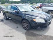 ✅ 2011 Volvo S80 3.0L Turbo • VIN: YV1902AHXB1141303 • Lot: 42993780. Wystawiony na IAAI z przebiegiem 188 016 mil. Bezpłatny archiwum sprzedaży aukcyjnych z USA i szczegółowy raport historii pojazdu na DreamBid. Zdjęcie 1.