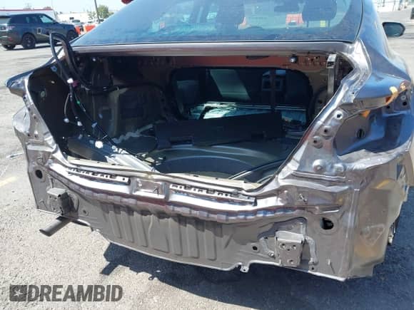 2020 Toyota Camry Hybrid LE with VIN 4T1C31AK1LU541495, listed as a IAAI auction lot 42884355 with 42,020 mi miles and . Bid and sale history available at DreamBid. Image 6.