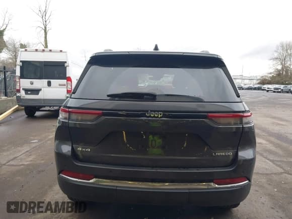 ✅ 2022 Jeep Grand Cherokee Altitude • VIN: 1C4RJHAG2N8595540 • Lot: 41765272. Listed on IAAI with 16,347 mi. Free auction sales archive from the USA and detailed vehicle history report at DreamBid. Image 17.