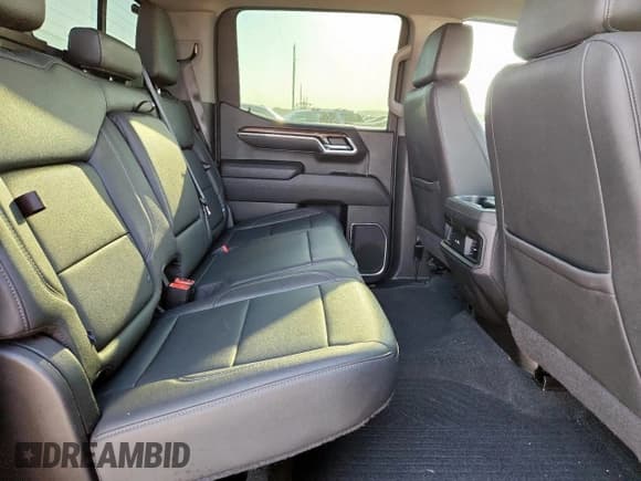 ✅ 2022 Chevrolet Silverado 1500 LT Trail Boss • VIN: 3GCUDFET4NG551059 • Lot: 80306995. Wystawiony na Copart z przebiegiem 67 456 mil. Bezpłatny archiwum sprzedaży aukcyjnych z USA i szczegółowy raport historii pojazdu na DreamBid. Zdjęcie 10.