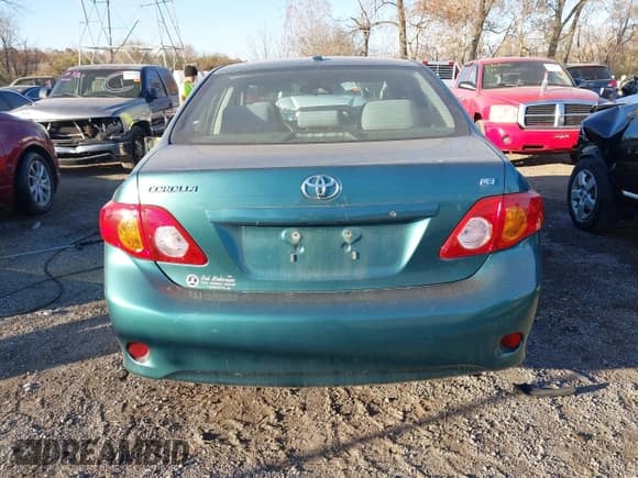 ✅ 2010 Toyota Corolla • VIN: 1NXBU4EE2AZ249673 • Lot: 43675496. Listed on IAAI with 67,517 mi. Free auction sales archive from the USA and detailed vehicle history report at DreamBid. Image 17.