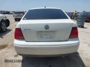 ✅ 2000 Volkswagen Jetta GLS • VIN: 3VWSF29M3YM147072 • Лот: 42751267. Опубликован ранее на IAAI с пробегом 371 660 миль. Бесплатный доступ к архиву аукционных продаж из США и подробный отчёт об истории автомобиля на DreamBid. Изображение 16.