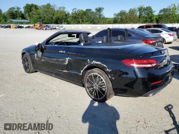 ✅ 2020 Mercedes-Benz C 300 • VIN: W1KWK8DB4LG001345 • Lot: 56673464. Wystawiony na Copart z przebiegiem Nie podano. Bezpłatny archiwum sprzedaży aukcyjnych z USA i szczegółowy raport historii pojazdu na DreamBid. Zdjęcie 2.