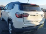 ✅ 2019 Jeep Compass Latitude • VIN: 3C4NJDBB4KT714079 • Lot: 41317866. Wystawiony na IAAI z przebiegiem 76 601 mil. Bezpłatny archiwum sprzedaży aukcyjnych z USA i szczegółowy raport historii pojazdu na DreamBid. Zdjęcie 3.