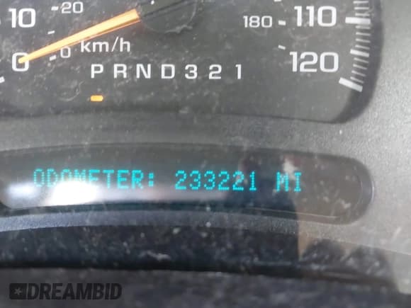 ✅ 2006 Chevrolet Silverado 2500HD LT2 • VIN: 1GCHK29UX6E262621 • Lot: 42322189. Wystawiony na IAAI z przebiegiem 233 221 mil. Bezpłatny archiwum sprzedaży aukcyjnych z USA i szczegółowy raport historii pojazdu na DreamBid. Zdjęcie 15.