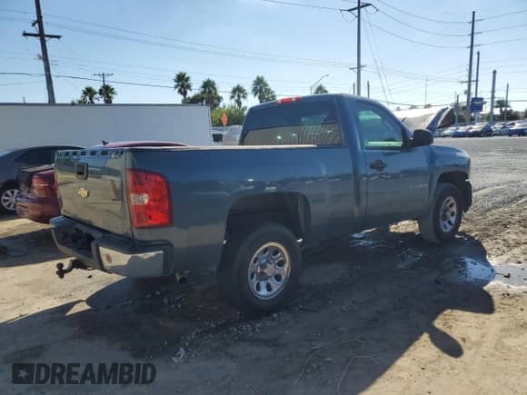2010 Chevrolet Silverado 1500 Work Truck с VIN 1GCPCPEX8AZ212484, выставлен на аукционе Copart как лот 86688895 с пробегом Не указан миль и Списание • Salvage title. История ставок и продаж доступна на DreamBid. Изображение 3.