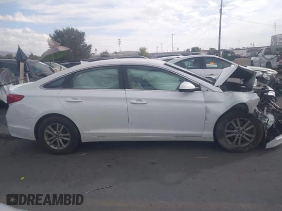 ✅ 2016 Hyundai Sonata SE • VIN: 5NPE24AF0GH419215 • Лот: 43177653. Опубликован ранее на IAAI с пробегом 153 087 миль. Бесплатный доступ к архиву аукционных продаж из США и подробный отчёт об истории автомобиля на DreamBid. Изображение 13.