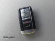 ✅ 2020 Acura MDX • VIN: 5J8YD3H32LL007964 • Lot: 42787647. Wystawiony na IAAI z przebiegiem 82 464 mil. Bezpłatny archiwum sprzedaży aukcyjnych z USA i szczegółowy raport historii pojazdu na DreamBid. Zdjęcie 11.