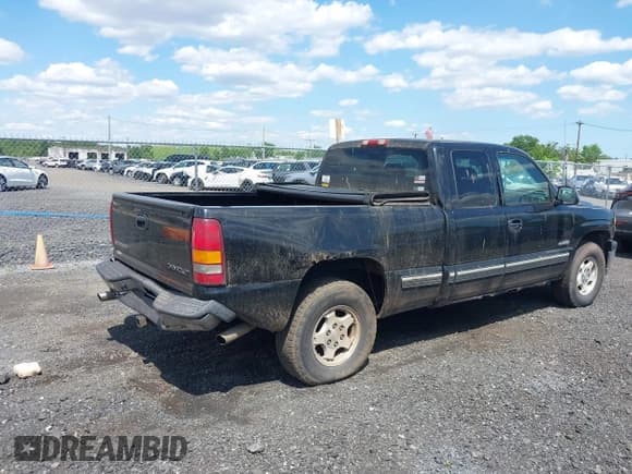 ✅ 1999 Chevrolet Silverado 1500 LT • VIN: 1GCEK19T1XE196398 • Лот: 42374783. Опубликован ранее на IAAI с пробегом 170 578 миль. Бесплатный доступ к архиву аукционных продаж из США и подробный отчёт об истории автомобиля на DreamBid. Изображение 4.