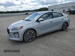 2022 Hyundai Ioniq SEL z VIN KMHC75LD3NU283316, wystawiony jako Copart lot #61303705 z przebiegiem 27 481 mil mil oraz Szkoda całkowita • Salvage title. Historia ofert i sprzedaży dostępna na DreamBid. Obrazek 1.