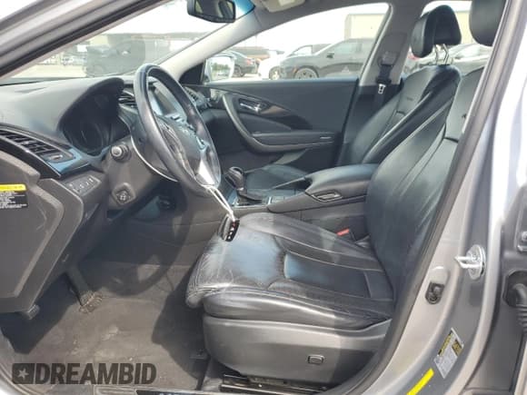 ✅ 2015 Hyundai Azera • VIN: KMHFG4JG4FA453156 • Lot: 86844795. Listed on Copart with 104,948 mi. Free auction sales archive from the USA and detailed vehicle history report at DreamBid. Image 7.