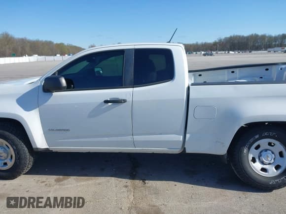 ✅ 2016 Chevrolet Colorado 2WD WT • VIN: 1GCHSBEA9G1233020 • Lot: 41969470. Listed on IAAI with 97,124 mi. Free auction sales archive from the USA and detailed vehicle history report at DreamBid. Image 14.