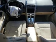 ✅ 2007 Chevrolet Equinox LS • VIN: 2CNDL13F076093517 • Lot: 86452465. Wystawiony na Copart z przebiegiem 151 819 mil. Bezpłatny archiwum sprzedaży aukcyjnych z USA i szczegółowy raport historii pojazdu na DreamBid. Zdjęcie 8.