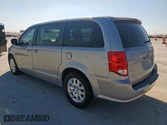 ✅ 2018 Dodge Grand Caravan SE • VIN: 2C4RDGBG6JR308439 • Lot: 80713085. Wystawiony na Copart z przebiegiem 81 793 mil. Bezpłatny archiwum sprzedaży aukcyjnych z USA i szczegółowy raport historii pojazdu na DreamBid. Zdjęcie 2.