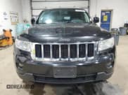 ✅ 2012 Jeep Grand Cherokee Laredo • VIN: 1C4RJFAG8CC128847 • Lot: 82525595. Wystawiony na Copart z przebiegiem 173 549 mil. Bezpłatny archiwum sprzedaży aukcyjnych z USA i szczegółowy raport historii pojazdu na DreamBid. Zdjęcie 5.