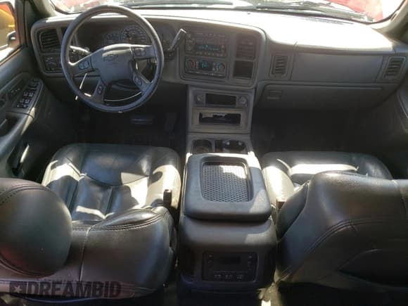 ✅ 2004 Chevrolet Silverado 1500 LS • VIN: 2GCEC13TX41345166 • Лот: 72198764. Опубликован ранее на Copart с пробегом Не указан. Бесплатный доступ к архиву аукционных продаж из США и подробный отчёт об истории автомобиля на DreamBid. Изображение 8.