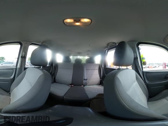 ✅ 2007 Ford Escape XLS • VIN: 1FMYU02ZX7KB90581 • Lot: 42430544. Wystawiony na IAAI z przebiegiem 164 595 mil. Bezpłatny archiwum sprzedaży aukcyjnych z USA i szczegółowy raport historii pojazdu na DreamBid. Zdjęcie 18.