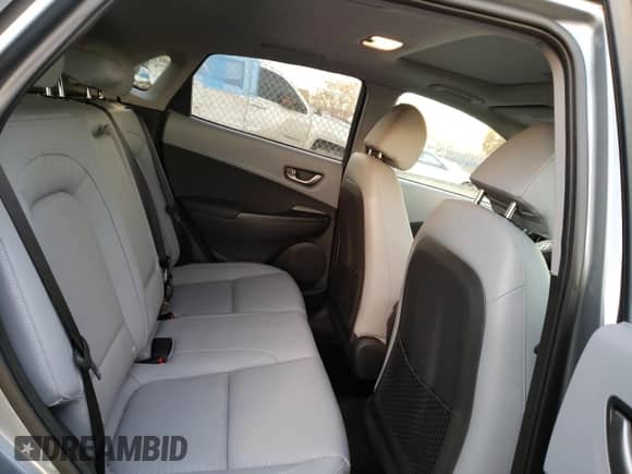 2020 Hyundai Kona Limited с VIN KM8K3CA50LU542137, выставлен на аукционе Copart как лот 71303652 с пробегом 7 416 миль миль и . История ставок и продаж доступна на DreamBid. Изображение 11.