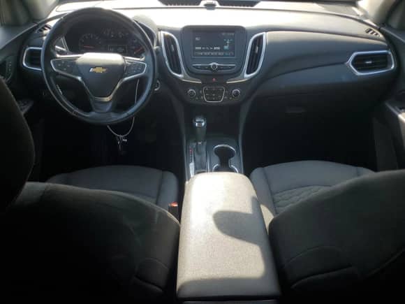2018 Chevrolet Equinox LT с VIN 2GNAXSEV2J6282805, выставлен на аукционе Copart как лот 82221135 с пробегом 129 948 миль миль и Чистый • Clean title. История ставок и продаж доступна на DreamBid. Изображение 8.